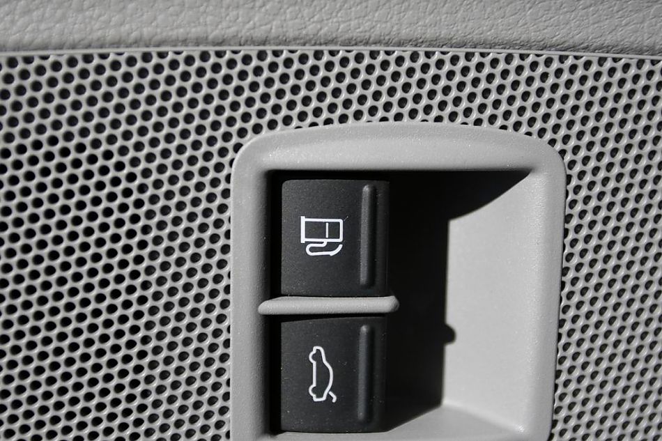 迈腾2.0标准型手动挡内饰图