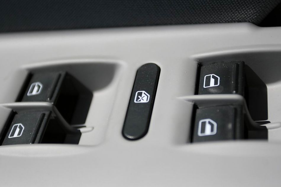 迈腾2.0标准型手动挡内饰图