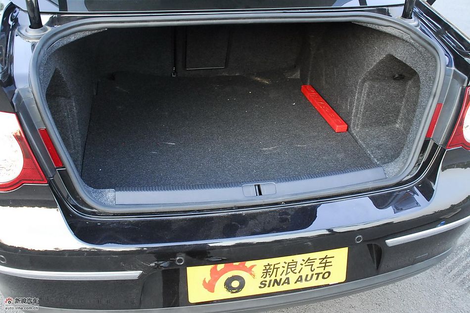 2011款迈腾试车实拍图-其他