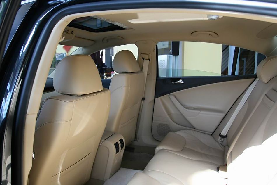 迈腾2.0TSI舒适型手自一体内饰图片