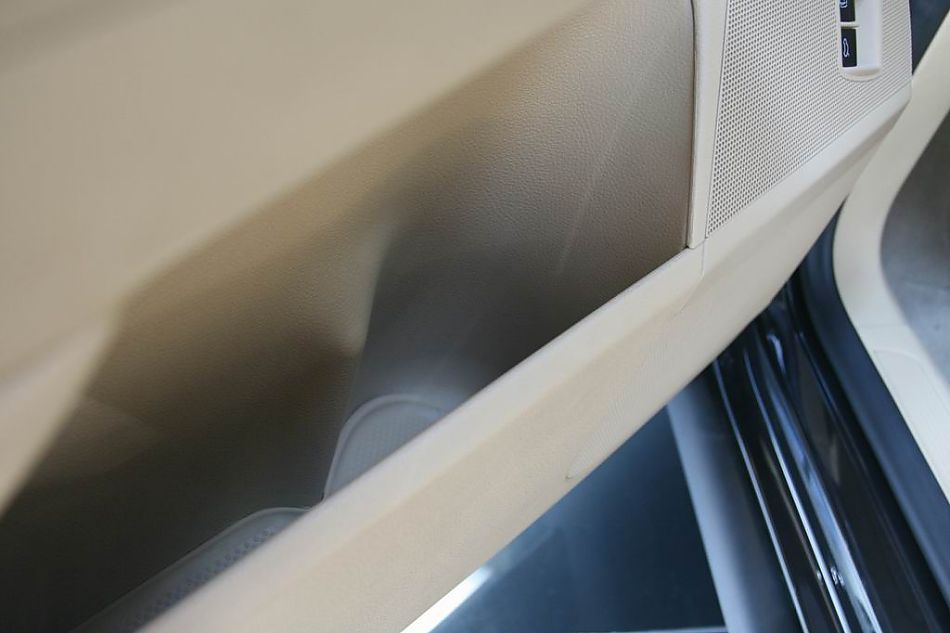 迈腾2.0TSI舒适型手自一体内饰图片