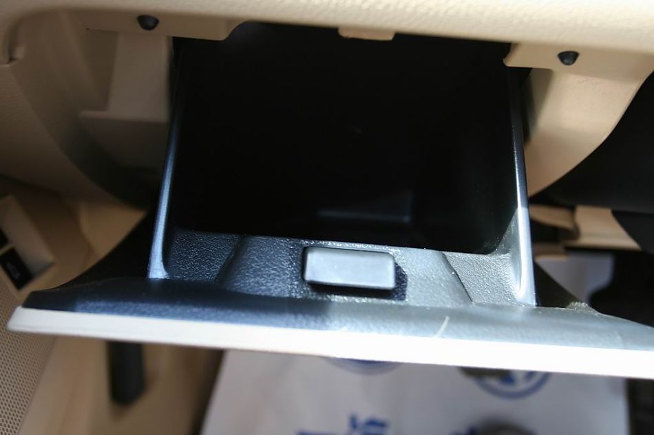 迈腾1.8TSI舒适型手动版内饰