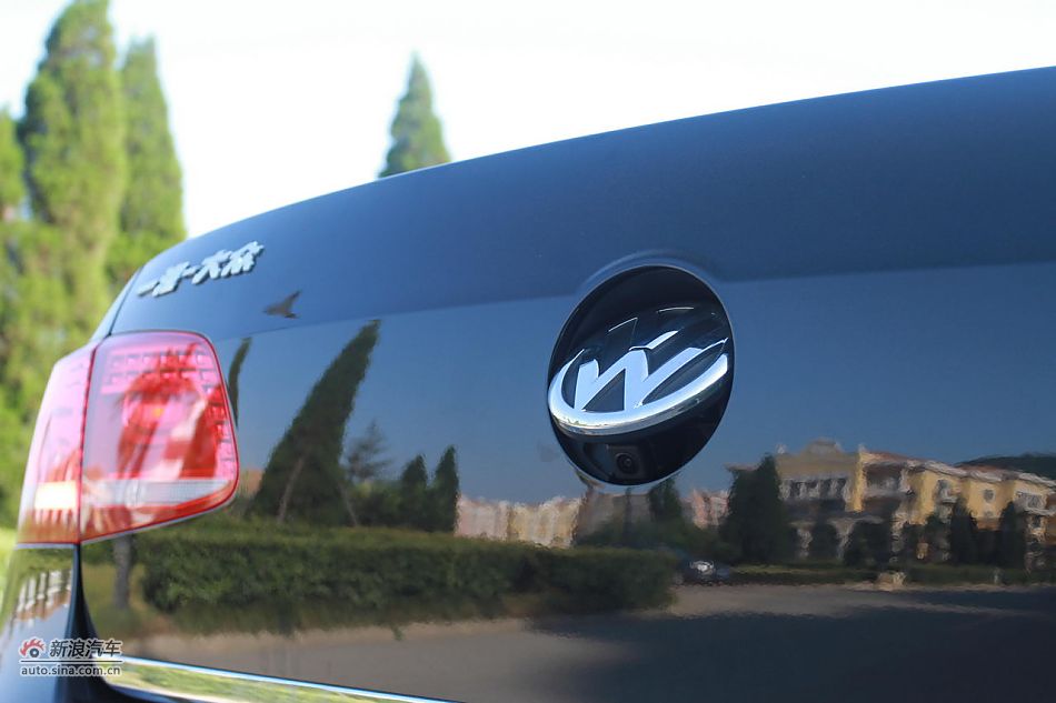 新迈腾(B7L)1.8TSI自动尊贵型外观细节