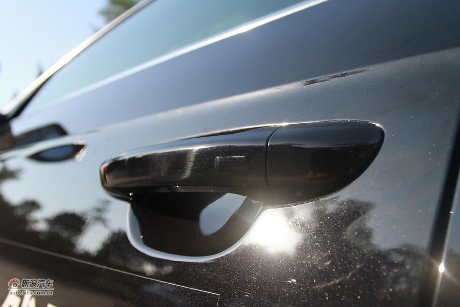新迈腾(B7L)1.8TSI自动尊贵型外观细节