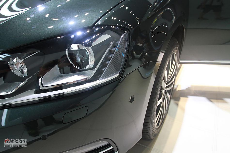 新迈腾(B7L)3.0L V6旗舰版外观细节