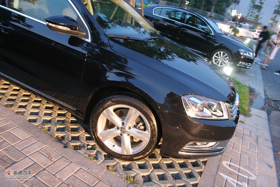 全新一代迈腾外观及细节