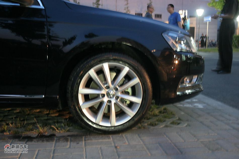 全新一代迈腾外观及细节