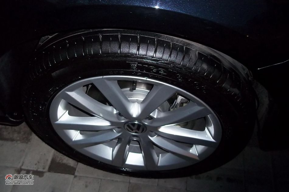 全新一代迈腾外观及细节