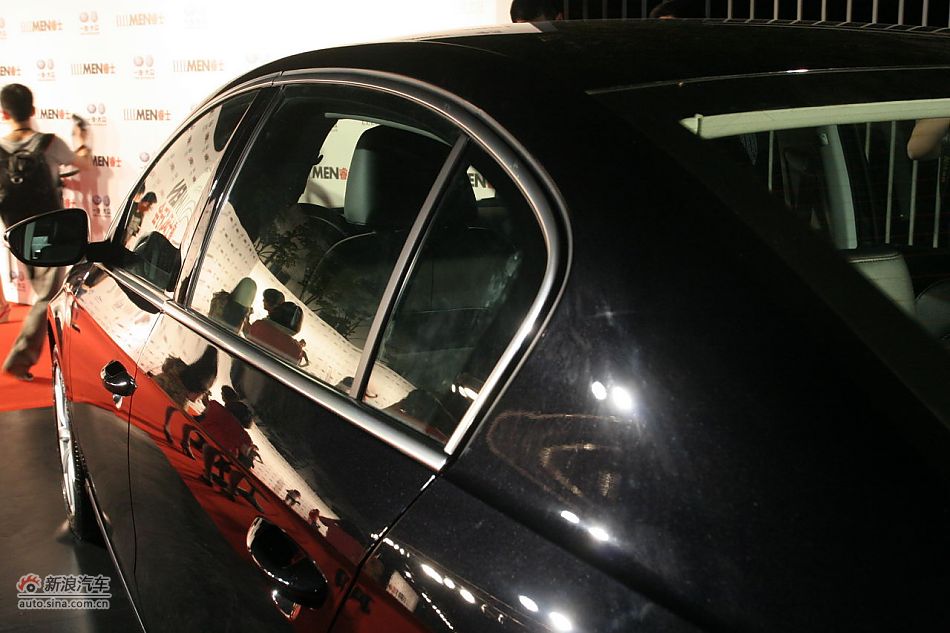 全新一代迈腾外观及细节