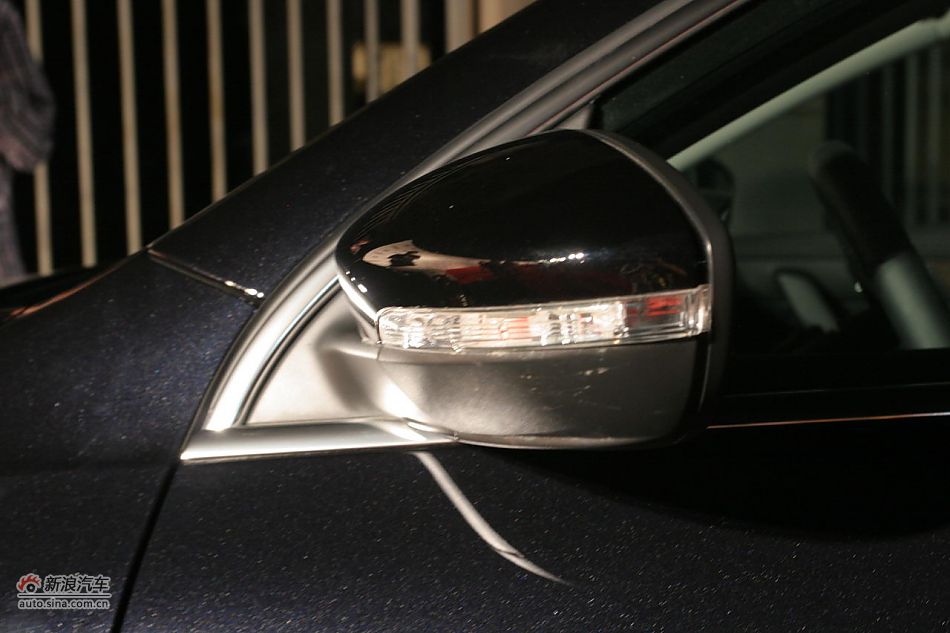 全新一代迈腾外观及细节