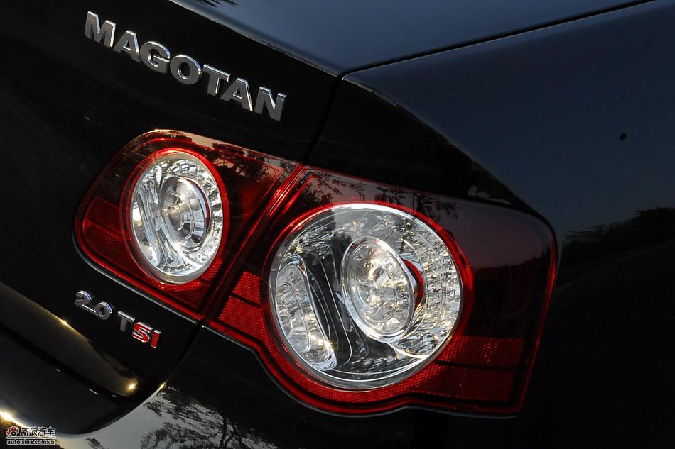 2011款迈腾试车实拍图-外观