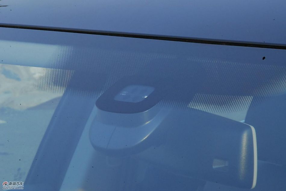 2011款迈腾试车实拍图-外观