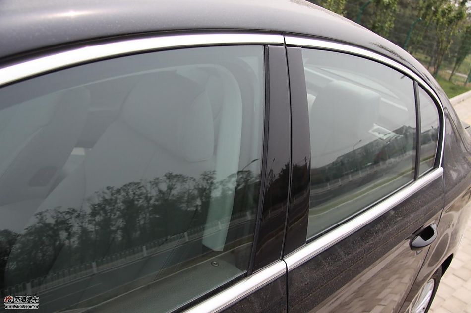 2011款迈腾试车实拍图-外观