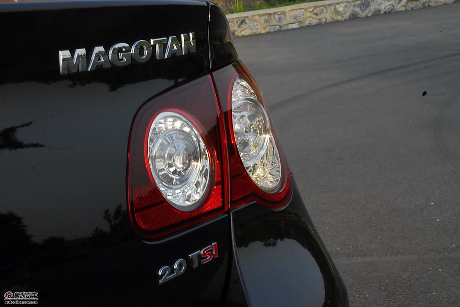 2011款迈腾试车实拍图-外观