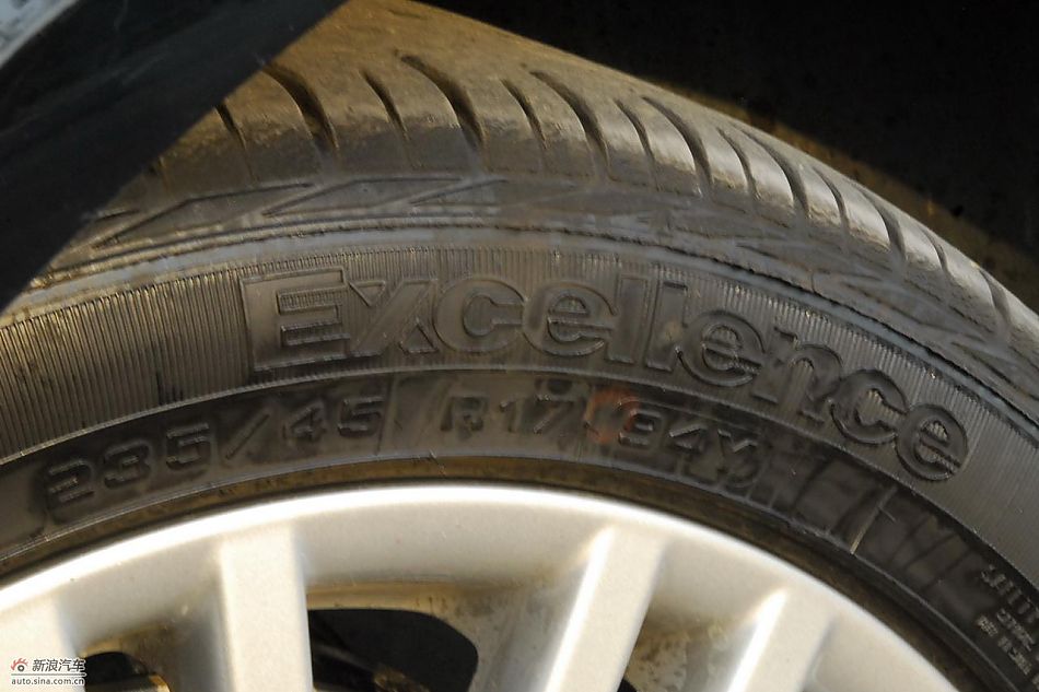 2011款迈腾试车实拍图-外观