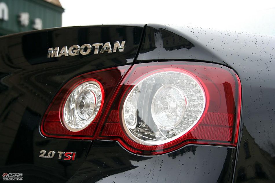 2011款迈腾2.0TSI外观实拍