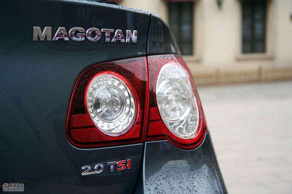 2011款迈腾2.0TSI外观实拍