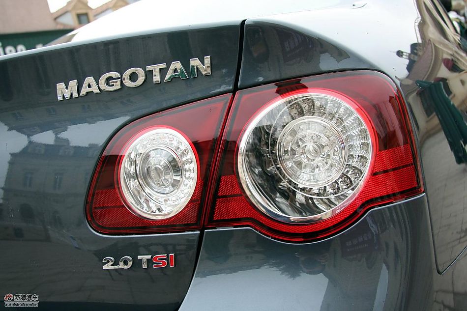 2011款迈腾2.0TSI外观实拍