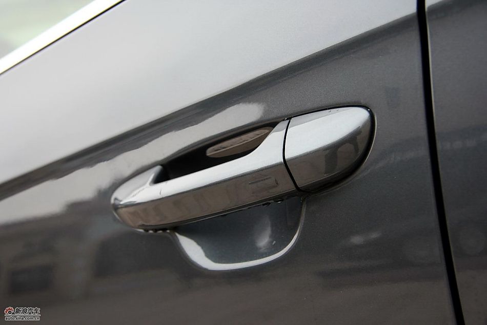 2011款迈腾2.0TSI外观实拍