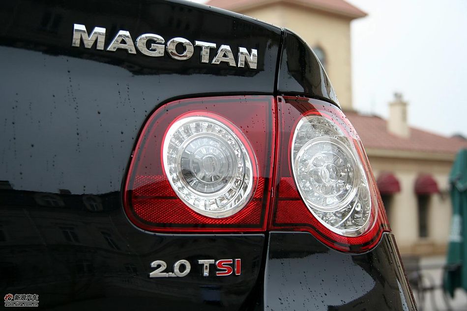 2011款迈腾2.0TSI外观实拍