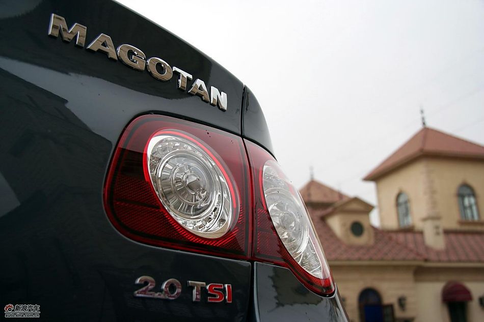 2011款迈腾2.0TSI外观实拍