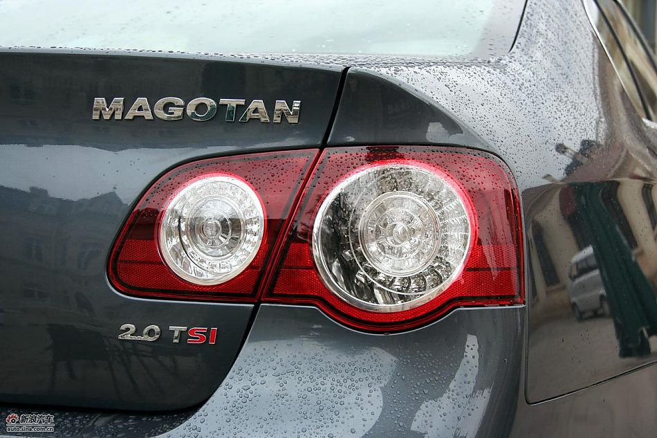 2011款迈腾2.0TSI外观实拍