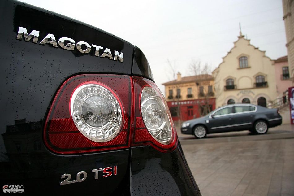 2011款迈腾2.0TSI外观实拍