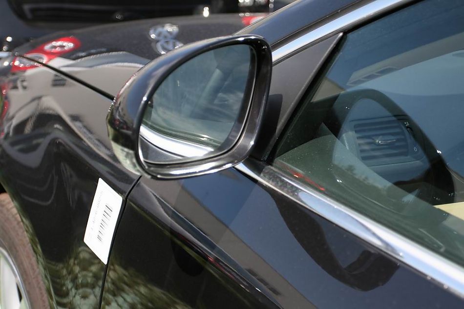 迈腾2.0TSI舒适型手自一体外观