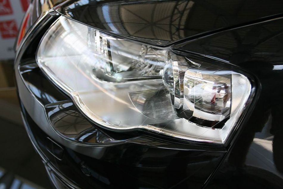 迈腾2.0TSI舒适型手自一体外观