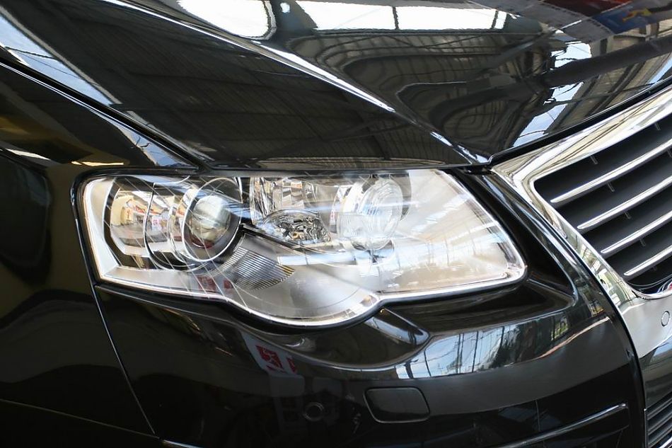 迈腾2.0TSI舒适型手自一体外观