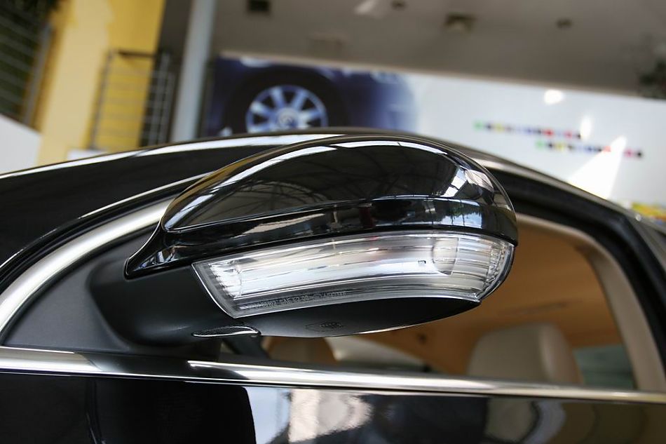 迈腾2.0TSI舒适型手自一体外观