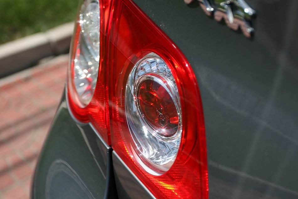 迈腾1.8TSI舒适型手动版外观