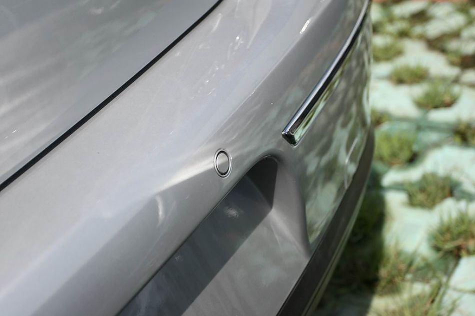 迈腾1.8TSI舒适型手动版外观