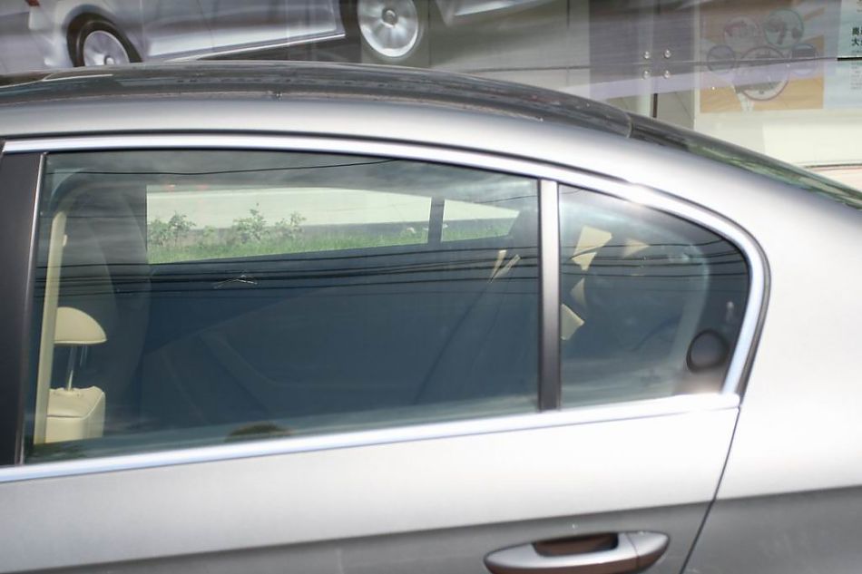 迈腾1.8TSI舒适型手动版外观