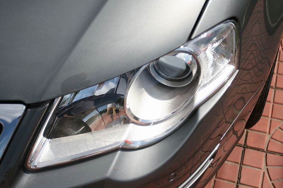 迈腾1.8TSI舒适型手动版外观