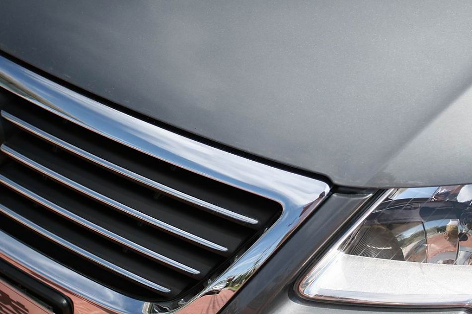 迈腾1.8TSI舒适型手动版外观