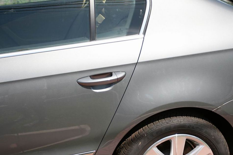 迈腾1.8TSI舒适型手动版外观