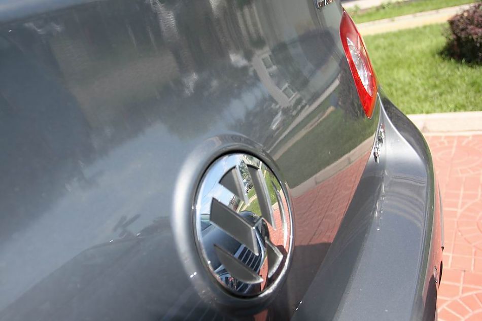 迈腾1.8TSI舒适型手动版外观