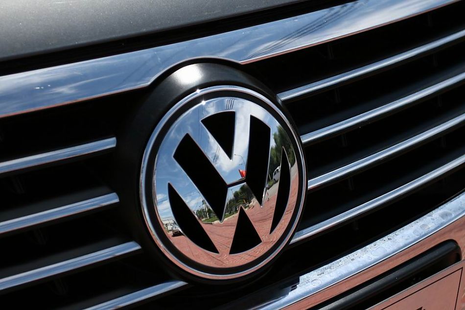 迈腾1.8TSI舒适型手动版外观