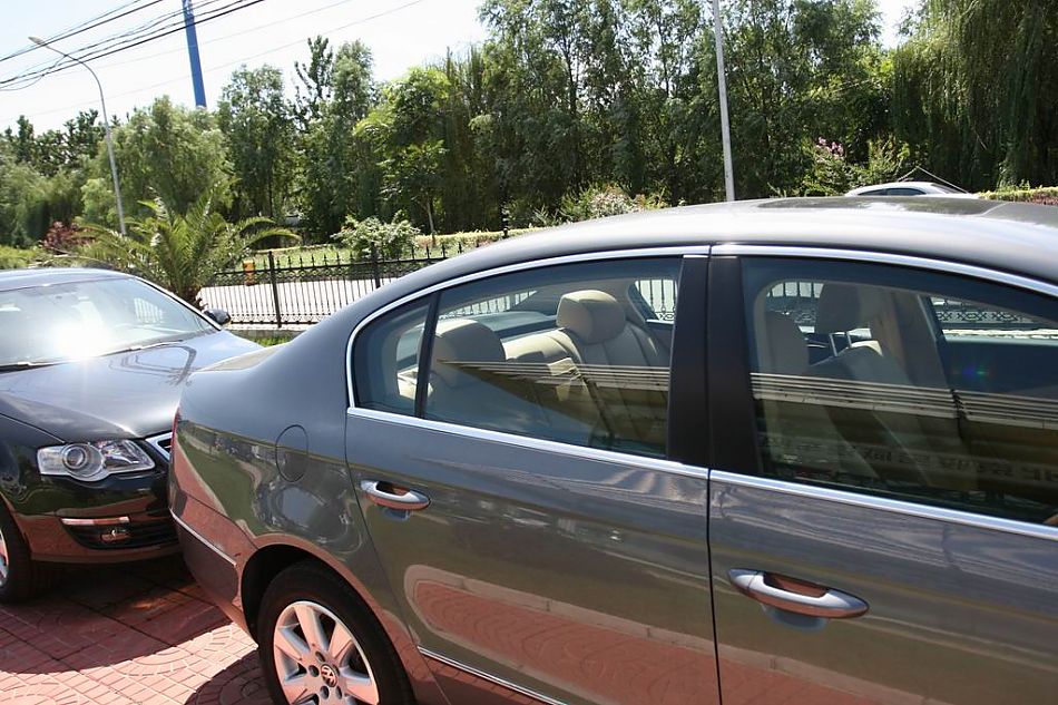 迈腾1.8TSI舒适型手动版外观