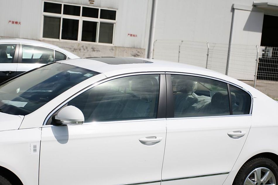 迈腾1.8TSI舒适型手自一体外观