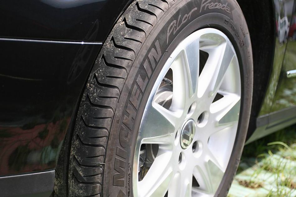 迈腾1.8TSI豪华型外观细节