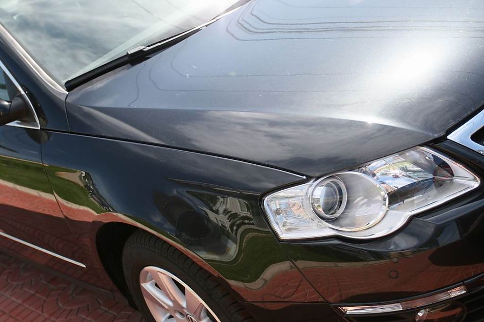 迈腾2.0标准型手动挡外观图