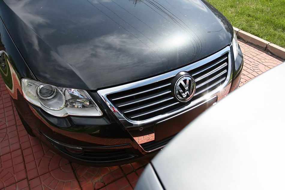 迈腾2.0标准型手动挡外观图