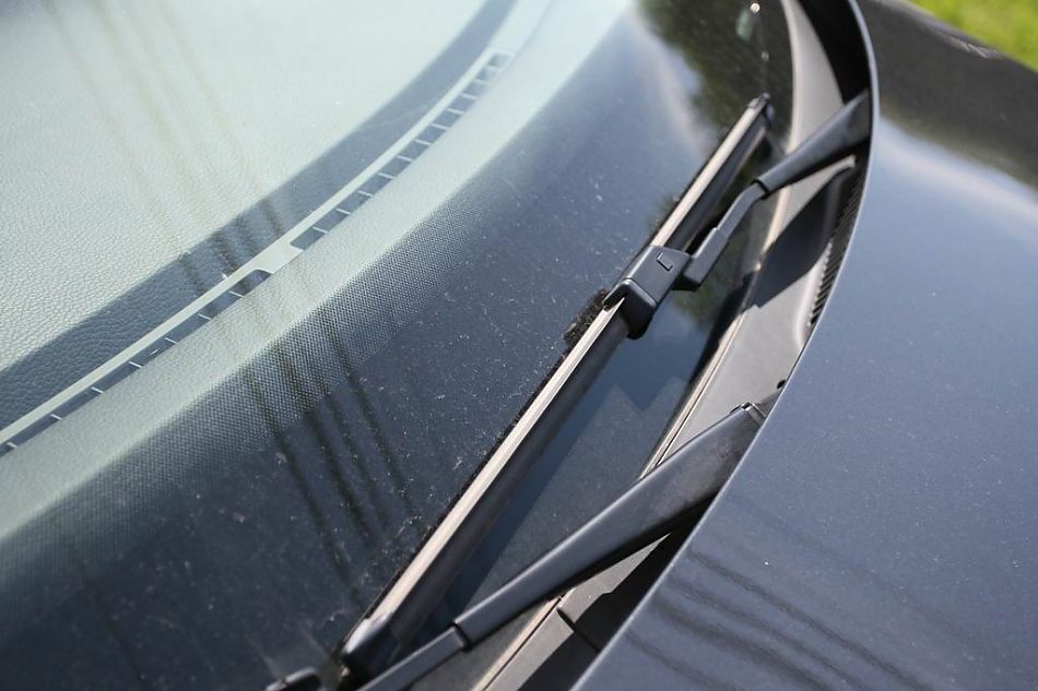 迈腾2.0标准型手动挡外观图