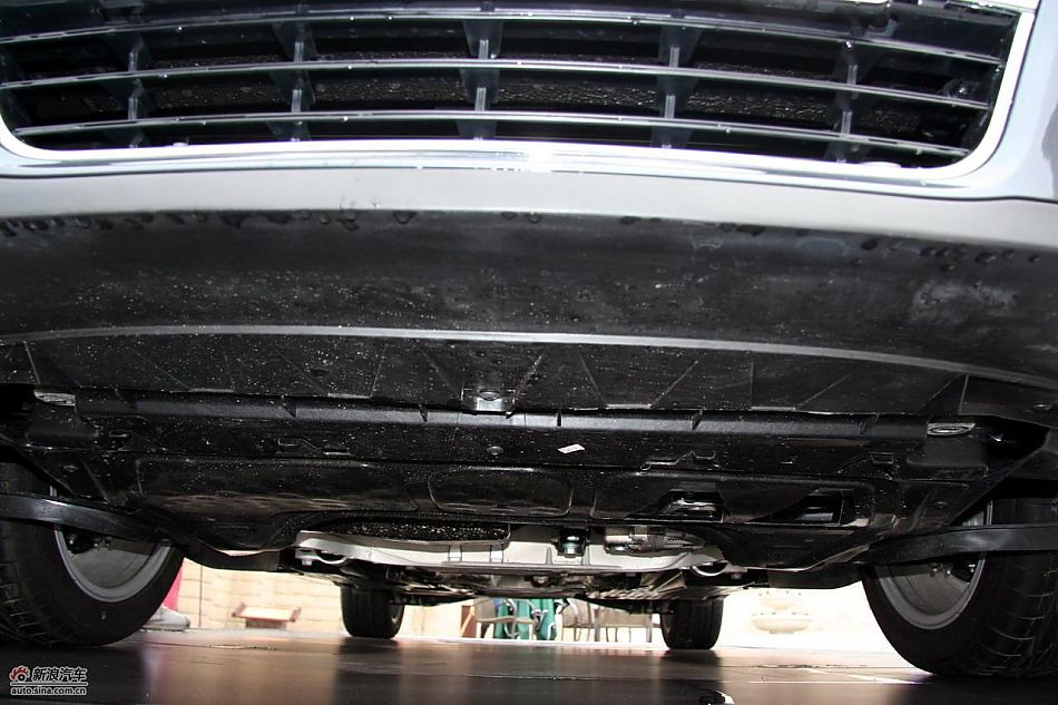 2011款迈腾2.0TSI实拍图