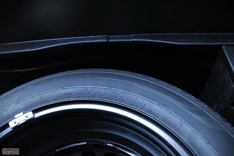 2011款迈腾试车实拍图-其他