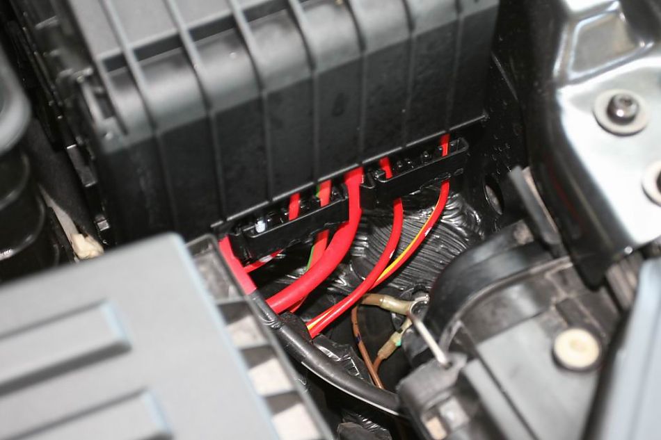 迈腾2.0TSI舒适型手自一体引擎细节