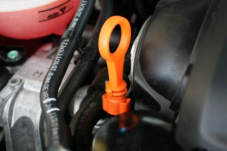 迈腾2.0TSI舒适型手自一体引擎细节