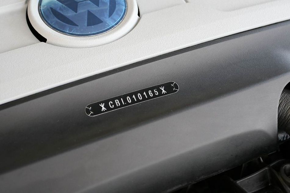 迈腾2.0TSI舒适型手自一体引擎细节